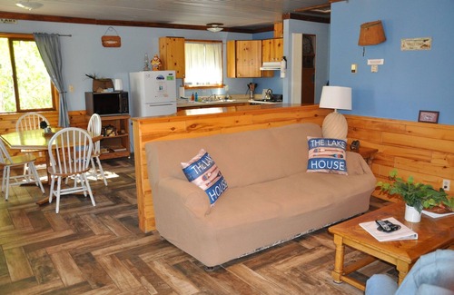 Bayfield Cabina | 01) The Fishing Lodge