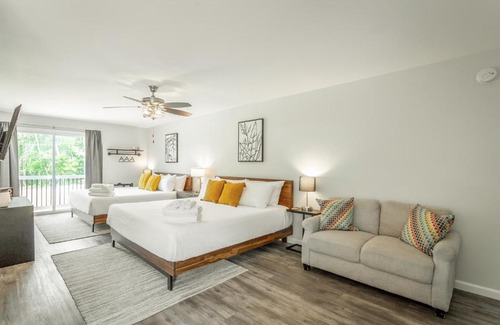 Chattanooga Hotel | 02 The Wright Suite - A PMI Scenic City Vacation Rental