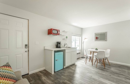 Chattanooga Cabina | 02: The Wright Suite - A PMI Scenic City Vacation Rental