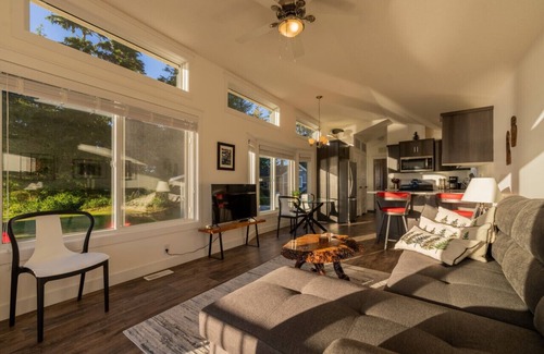 Regional District of Mount Waddington Apartamento | 03 - Sunset Vista Cottage By The Sea at Alder Bay