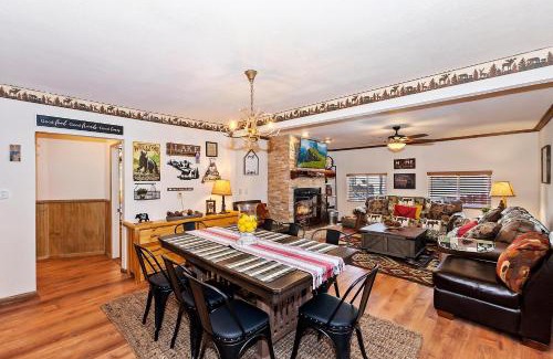 Boulder Bay Casa | 030 - Cozy Chic Mountain Cottage - Meredith Lodging