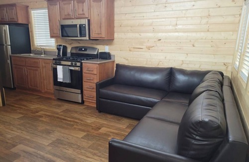 Valle Chalet De Esquí | 037 Tiny Home nr Grand Canyon Sleeps 8-South Rim
