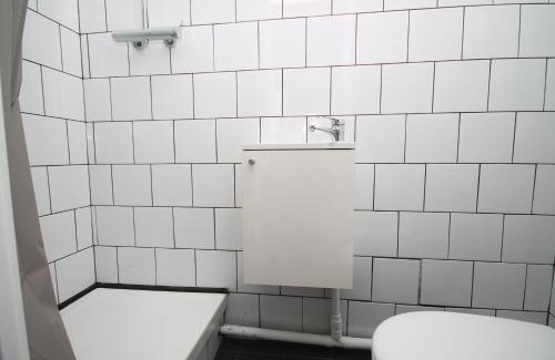 Saint-Denis Cama Y Desayuno | 04 - Chambre avec lit double proche Paris et transports WIFI