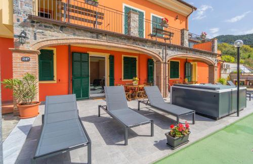 Casarza Ligure Apartamento | 044b - Villetta Moderna 01-24D con VASCA IDROMASSAGGIO in giardino, solo 15 minuti dal Mare e Spiaggia - Posto Auto GRATUITO