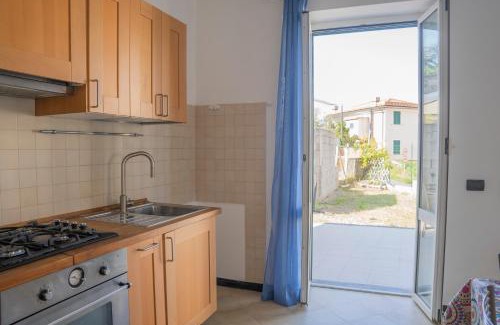 Sestri Levante Apartamento | 047B - Casa Le Grigue, tra le Colline e il Mare di Sestri a 10 Minuti di auto dal Mare