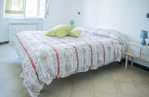 Sestri Levante Apartamento | 047B - Casa Le Grigue, tra le Colline e il Mare di Sestri a 10 Minuti di auto dal Mare