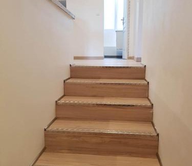Razac-sur-l'Isle Apartamento | 05 - Très joli 3 pièces neuf 2 chambres, logement tout équipé pour 1 à 4 personnes maximum, vue sur jardin avec parking privatif, grand fourgon possible, tout le linge de maison est fourni