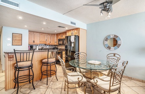 Garden City Condominio | 0611 Waters Edge Resort 2 Bedroom Condo by RedAwning