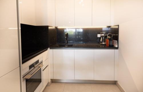 Villeneuve Loubet Beach Apartamento | 06AH - Superb waterfront T2 - swimming pool