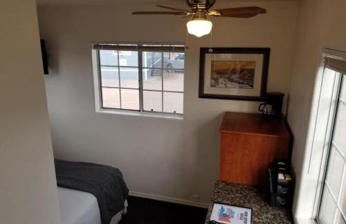 Valle Casa | 072A Affordable Getaway near South Rim Sleeps 4- No Kitchenette