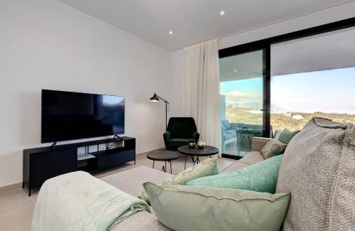 Mijas Apartamento | 085 Modern Apartment in Trendy La Cala Golf Resort