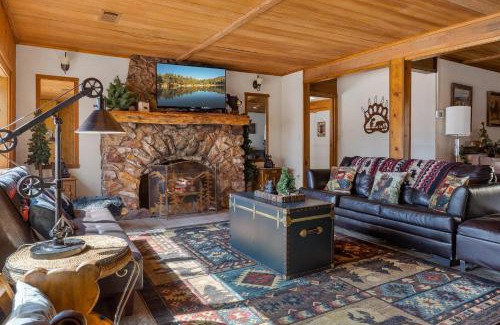 The Village Casa | 086 - The Village Cottage Oasis - Meredith Lodging