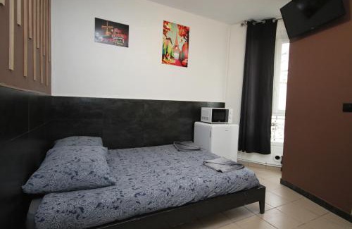 Saint-Denis Cama Y Desayuno | 09 - Chambre proche Paris et Transports avec TV WIFI