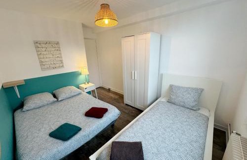 Cret de Roc Apartamento | 09 CHIC & COSY GRAND APPART 4 PIECES 75m2 HYPERCENTRE WIFI SMART TV NETFLIX