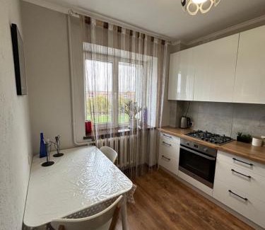Rivne Apartamento | 1 кім в Центрі з виглядом на Набережну
