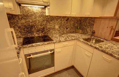 Silvaplana Apartamento | 1 1/2-room flat with mountain view on the 2nd floor