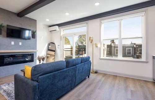 North Philadelphia West Apartamento | 1/1 Across from Fairmount Park | 10 mins to DT (D)