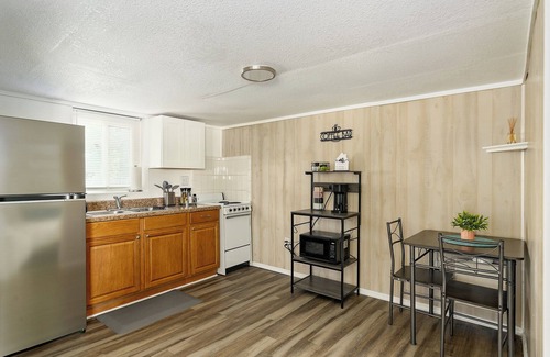 Downtown Apartamento | 1/1 Guesthouse - Pets Welcome
