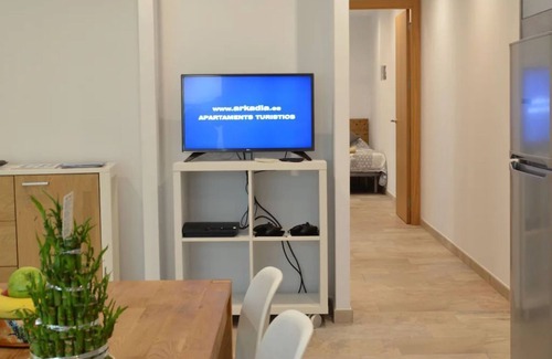 Centro de Roses Apartamento | 1.1 NUEVO en centro ROSES con WI-FI, AC y TV sat a 60 m MAR