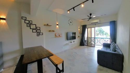 Si Rusa Apartamento | 1-10pax DoorStep private beach & swimming pool