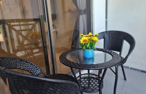 Si Rusa Apartamento | 1-10pax DoorStep private beach & swimming pool