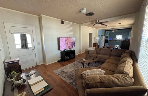 Portland Cabaña | 1-2 bedroom cottage in quiet Portland TX with central AC, optional fitness room.