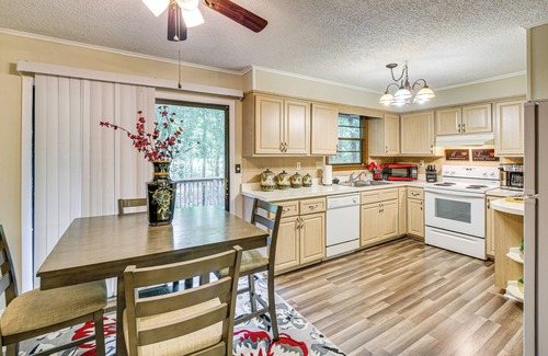 Hot Springs Village Cabaña | 1/2 Mi to Desoto Lake: Hot Springs Village Home