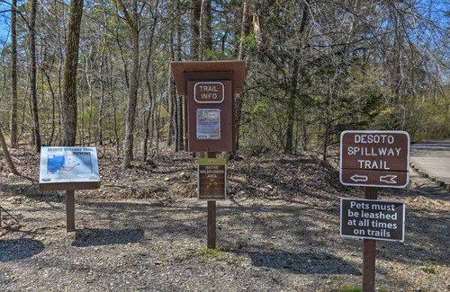 Hot Springs Village Cabaña | 1/2 Mi to Desoto Lake: Hot Springs Village Home