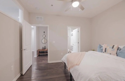 North Kansas City Apartamento | 1.3 Miles To Union Station! 2 bedroom 2bath