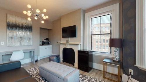 Bay Village Apartamento | 1-31 Excellent Location, Walk Everywhere Sleeps 3