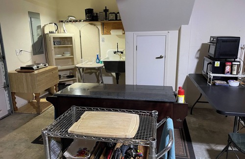 Mariposa Apartamento | 1.5 Bedroom suite overlooking Shooting Star Ranch