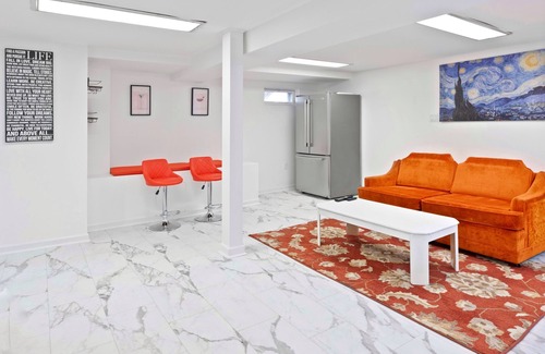 New Brunswick Casa | 1.5 mi to Rutgers University, RWJ, Saint Peter's, Pet Friendly, Laundry, Parking