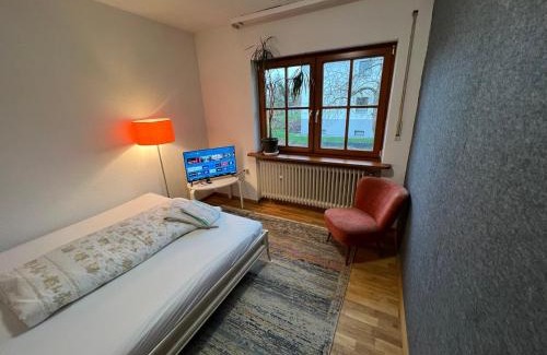Heroldsberg Cama Y Desayuno | 1,5-Zimmer mit Duschbad, Gartenblick, Kühlschrank