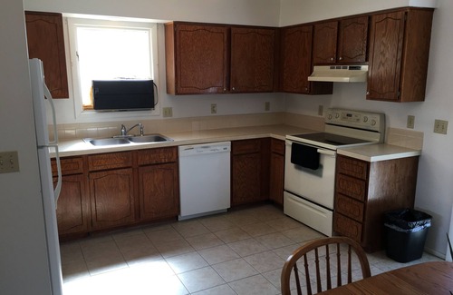 Casper Casa | 1,800sf 3 Stories with 8 beds townhome