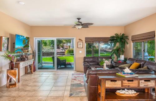 Sunset Ridge Casa | 1 Acre PRIVATE RESORT 4 bed 3 bath cinema spa