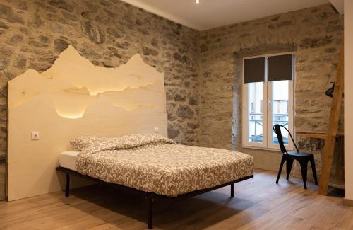 Bonneville Apartamento | 1 Appartement OU Chambres privées en centre ville Choisissez UNE option