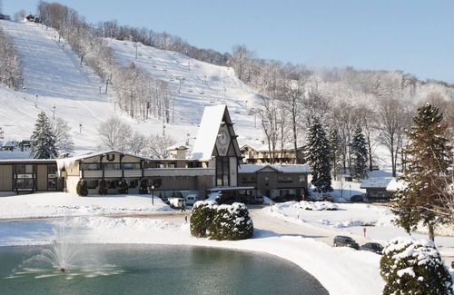 Boyne Falls Villa | 1 Bd 1 Ba Villa en Boyne Mountain - Mountain Run en Boyne