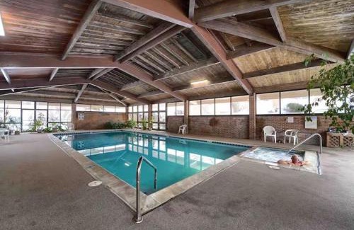 Gunbarrel Apartamento | 1 BD Boulder Getaway - Pets Allowed with Full Amenities