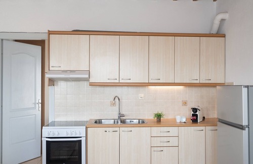 Plintri Apartamento | 1 Bd Emerald Apt w Sparkling Shared Pool