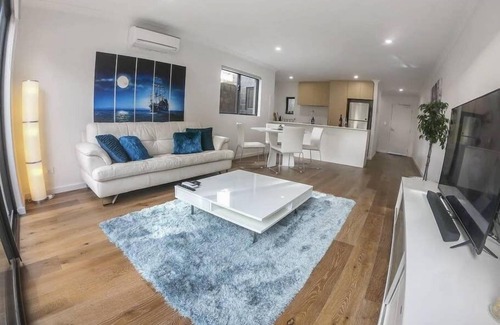 Cloverdale Apartamento | 1 Bdrm Close Airport/Shops, Wifi, Netflix, Parking