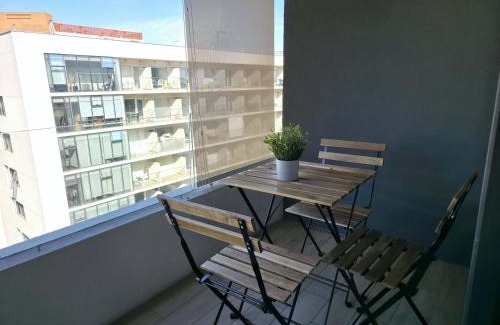 Las Condes Apartamento | 1 BE Parking Prime Las Condes Location