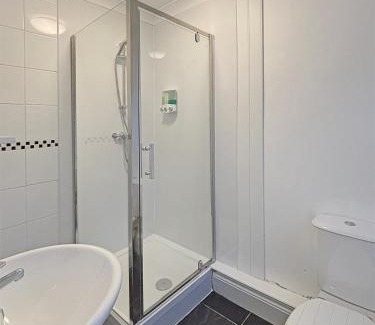 Grantham Apartamento | 1 Bed Apartment - Central location - Sleeps 4 - Garden - Amaya Two