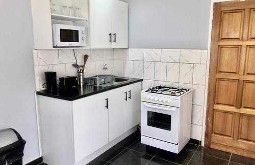Mazowe Apartamento | 1 bed Apartment in Mount Pleasant Heights - 2014