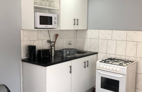 Mazowe Apartamento | 1 bed Apartment in Mount Pleasant Heights - 2014