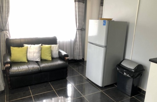 Mazowe Apartamento | 1 bed Apartment in Mount Pleasant Heights - 2014