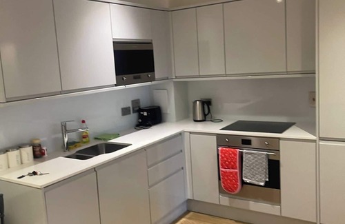 Birmingham Apartamento | 1 Bed Apartment- Sleeps 2, Parking, Pets Allowed