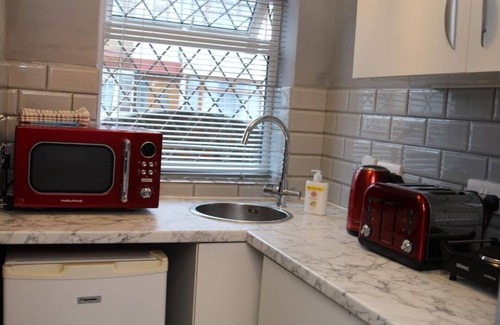 Havering Apartamento | 1-bed Apartment With Private hot Tub, Sauna & gym