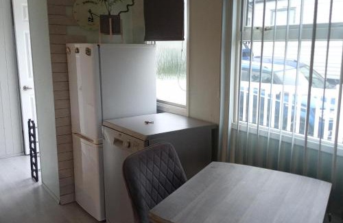 Newquay Chalet De Esquí | 1-Bed Chalet Sleeps 2 Parking Pets Allowed