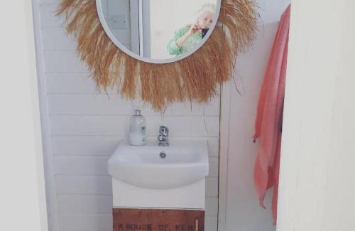 Warden Chalet De Esquí | 1 Bed Chalet - Sleeps 4 - Pets Parking Wifi