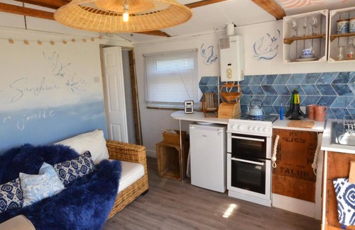 Warden Chalet De Esquí | 1 Bed Chalet - Sleeps 4 - Pets, Parking, Wifi